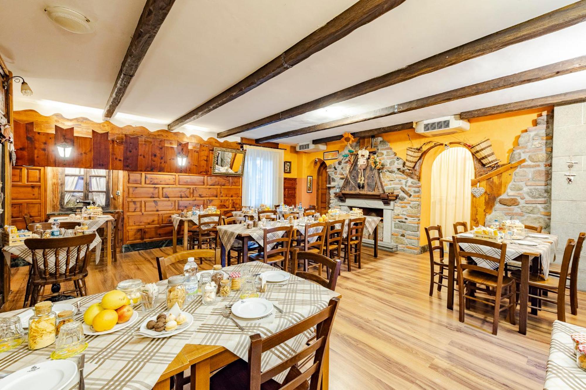 Hotel&Restaurant Armanac De Toubie Arnad Zewnętrze zdjęcie