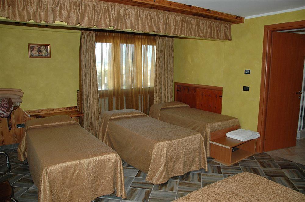 Hotel&Restaurant Armanac De Toubie Arnad Zewnętrze zdjęcie