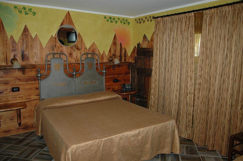 Hotel&Restaurant Armanac De Toubie Arnad Zewnętrze zdjęcie
